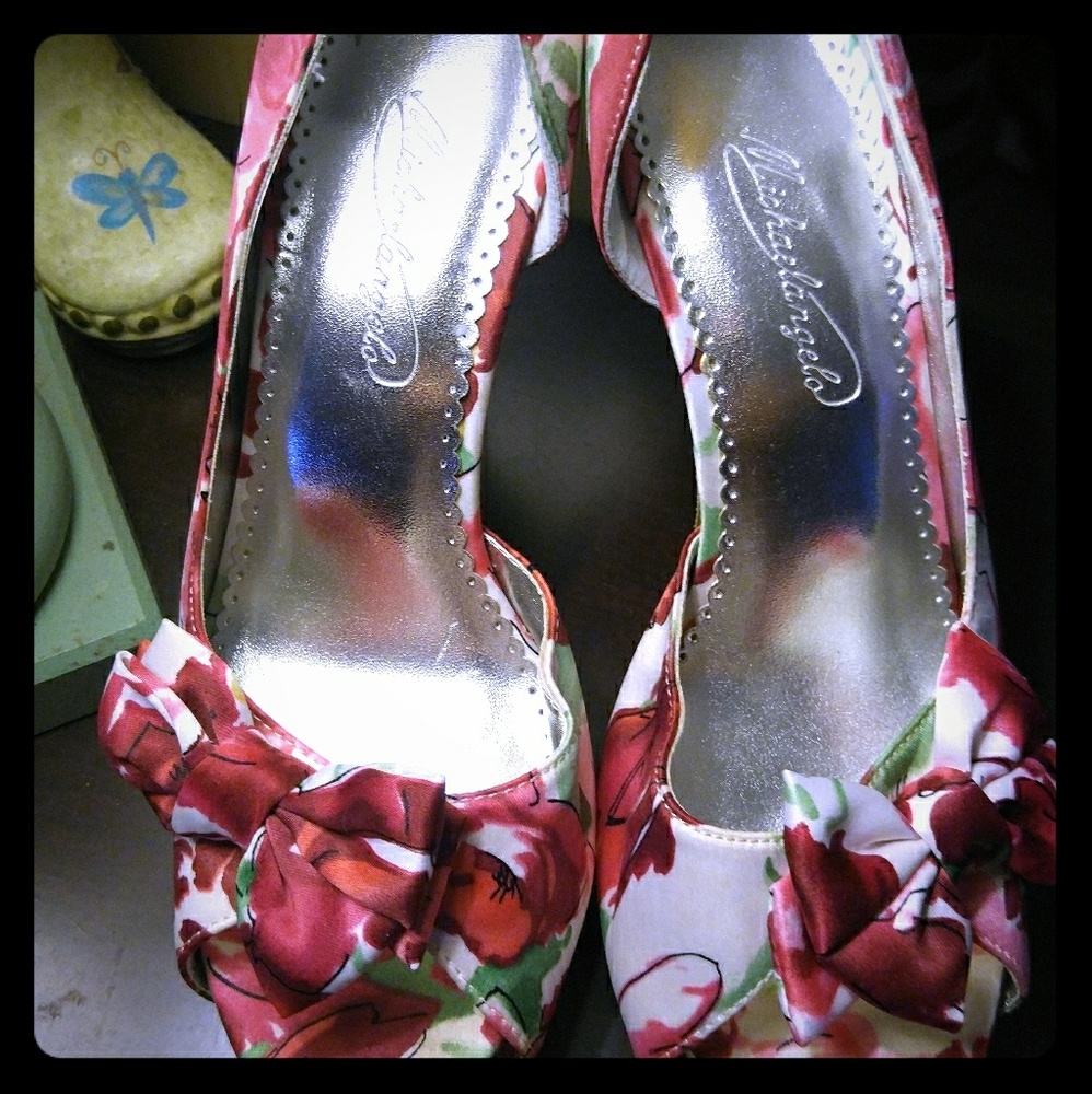 Michaelangelo Floral Garden Party Bow Shoes